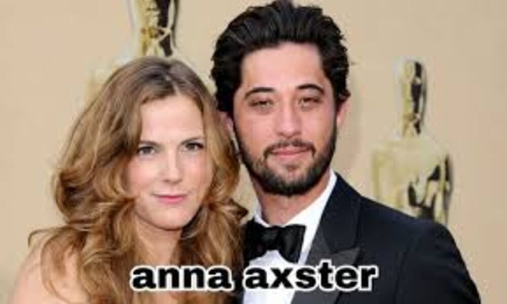 Anna Axster